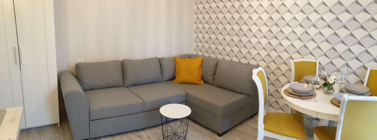 Korador Apartment ออสตรอวอ ภายนอก รูปภาพ